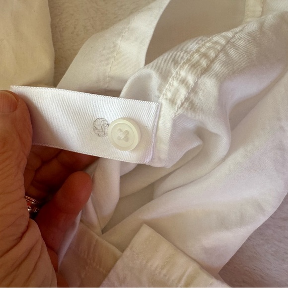 Everlane Women's Cropped Crisp White Button-Down Shirt EUC - Picture 4 of 7